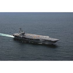 Italeri USS George H.W. Bush CVN 77 - 1:720